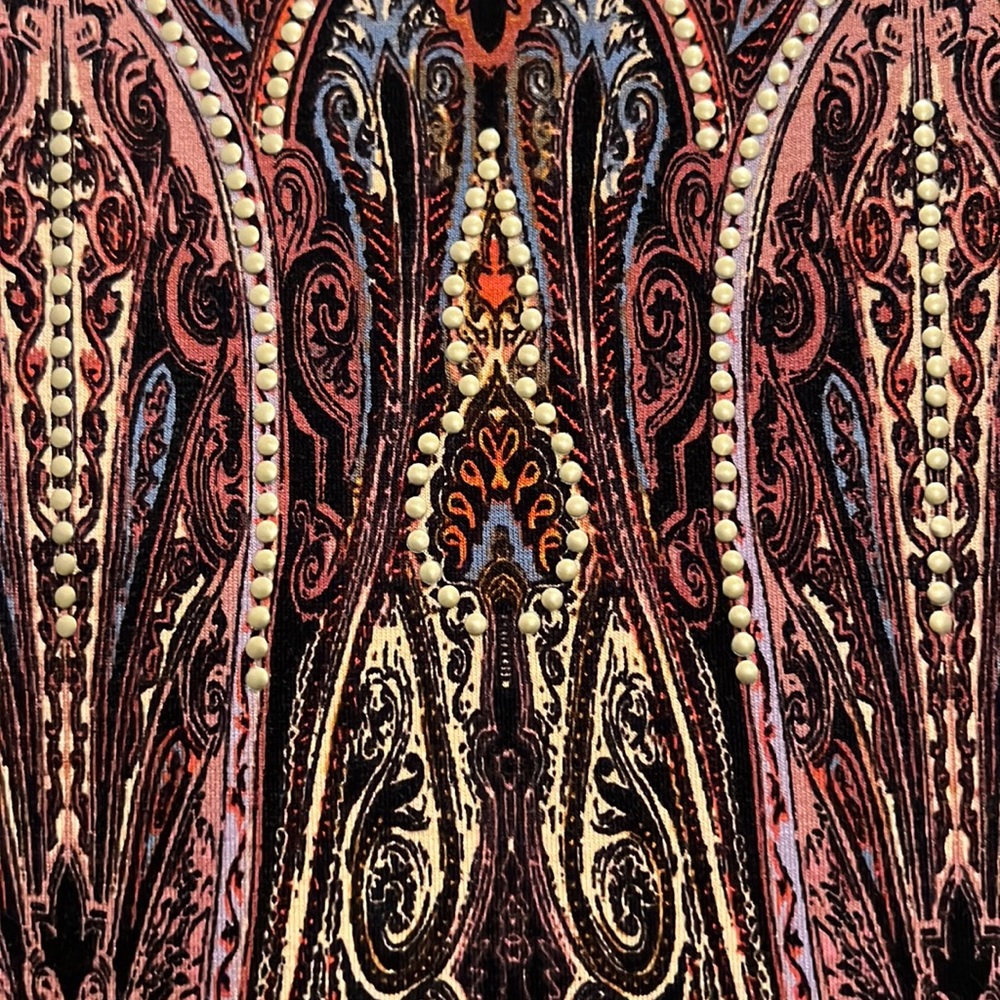 Cache Top With Design On Front And Back - image 4